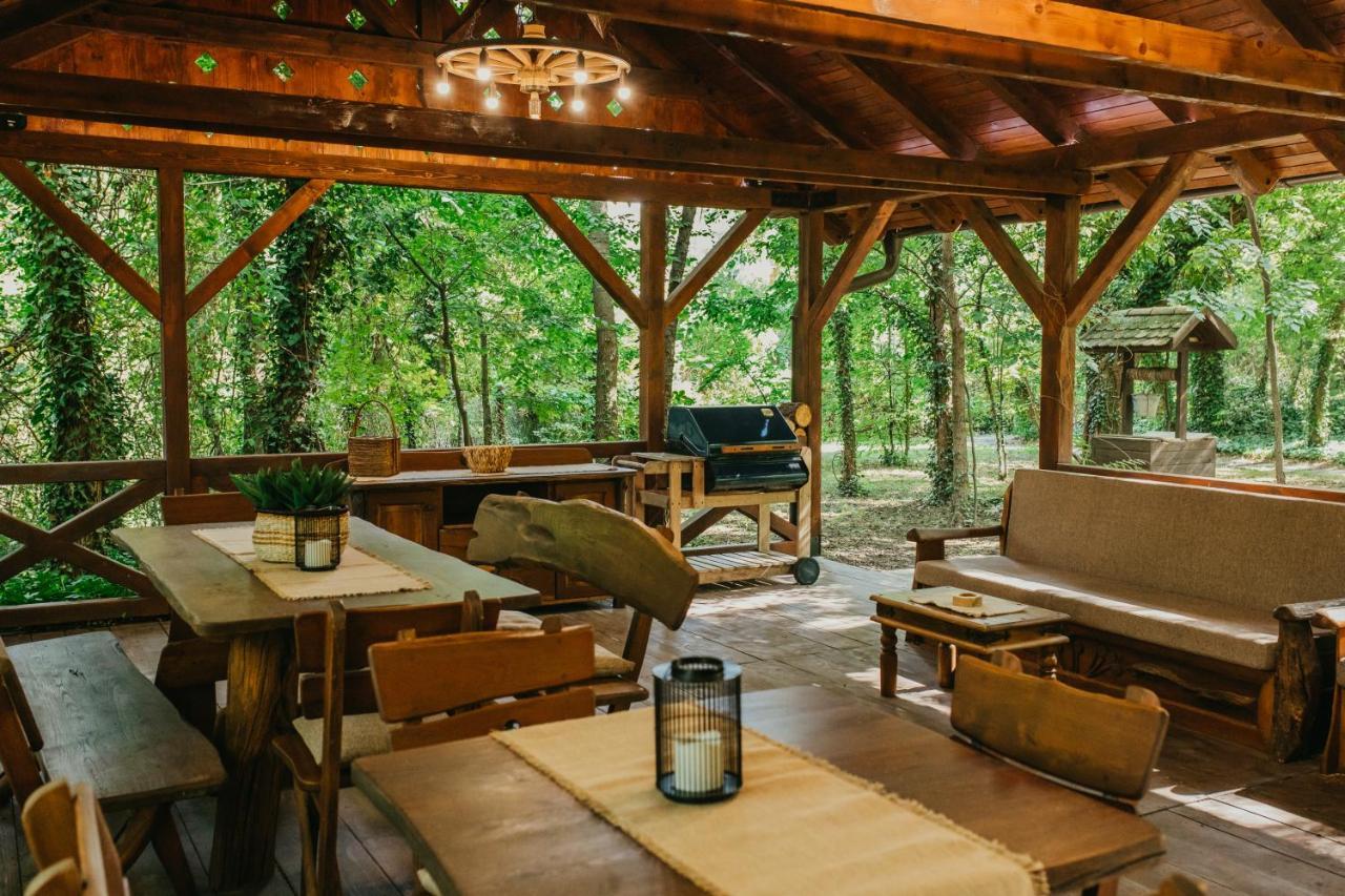 Forest House Palić エクステリア 写真