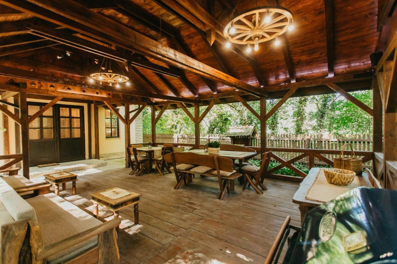 Forest House Palić エクステリア 写真