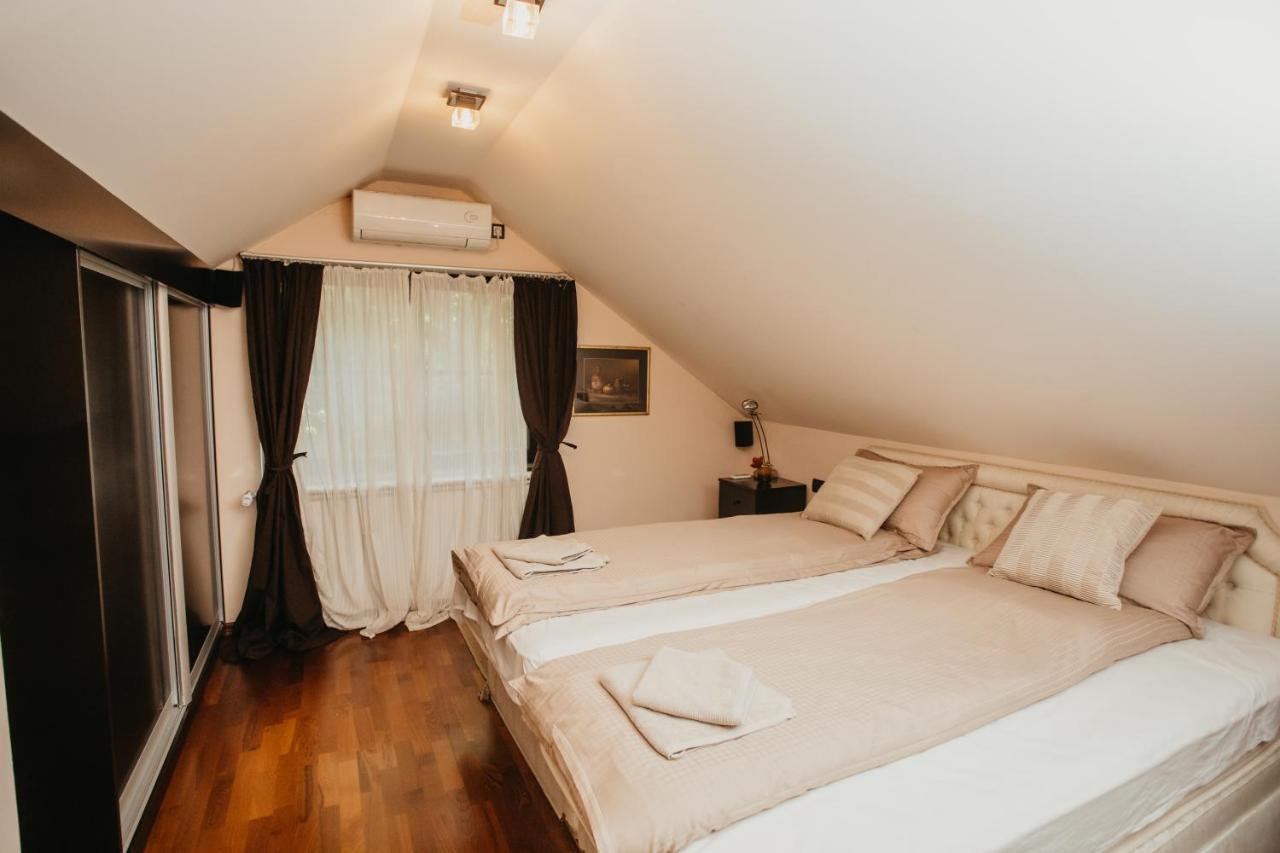Forest House Palić エクステリア 写真