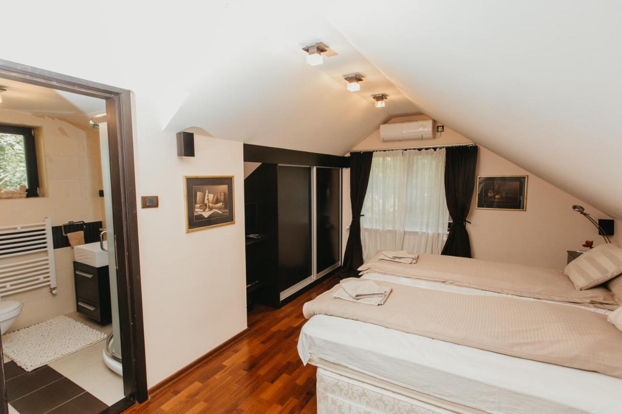 Forest House Palić エクステリア 写真
