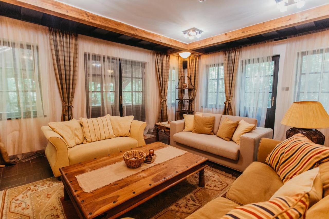 Forest House Palić エクステリア 写真
